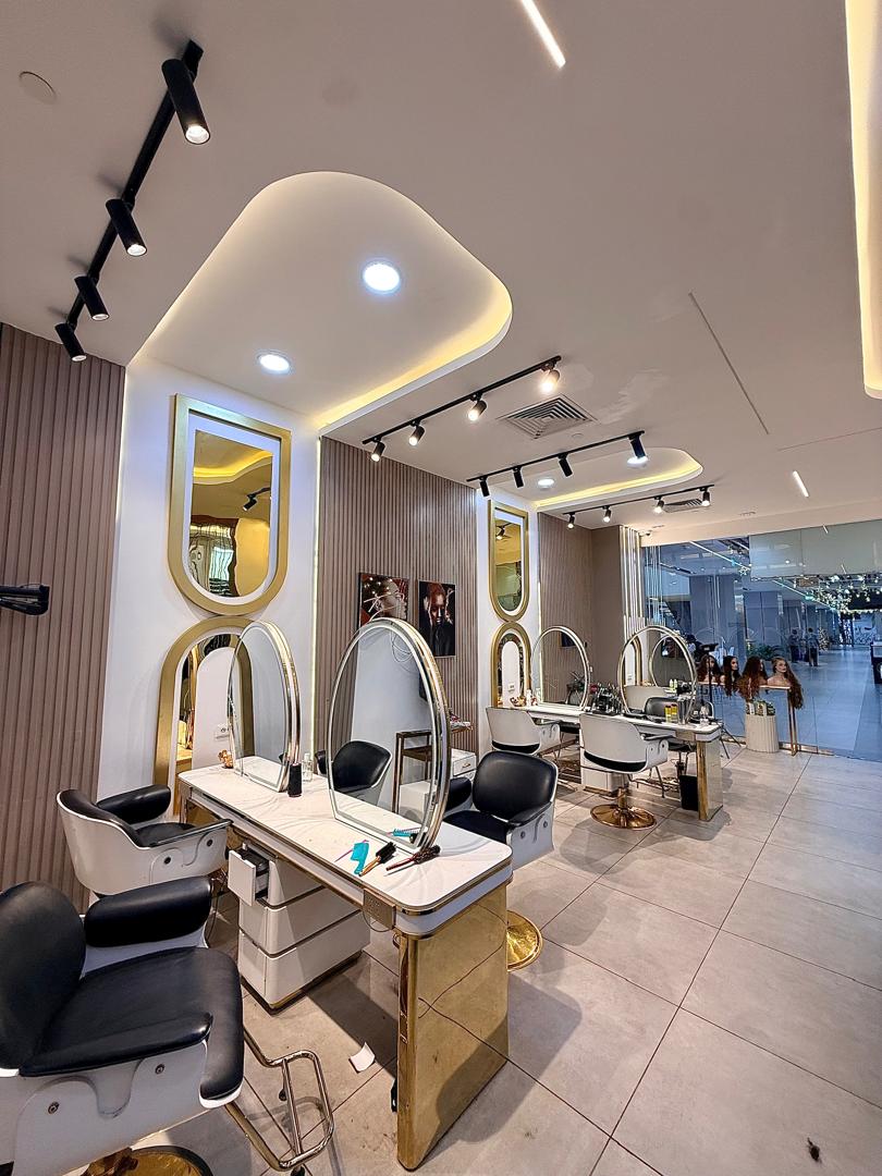Intérieur du salon Priven Hair